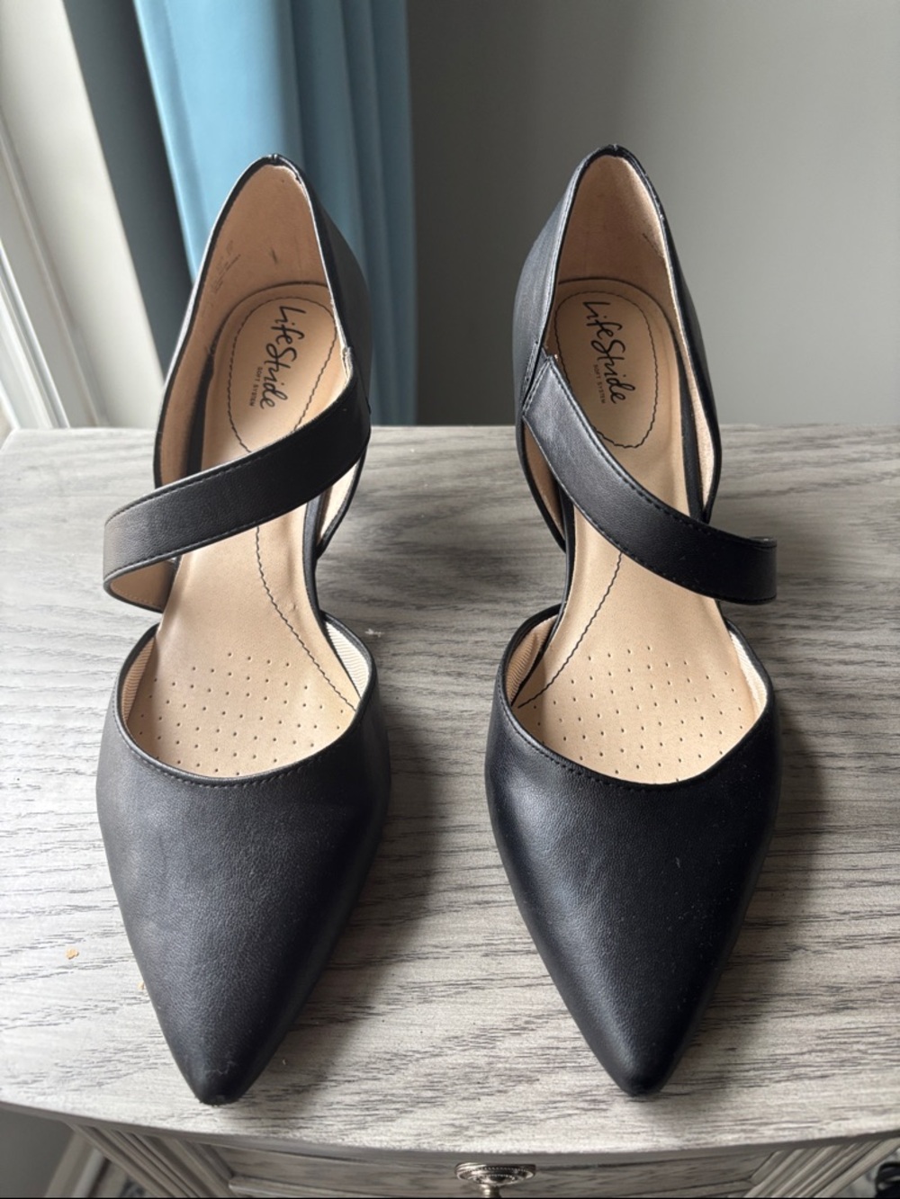 Life Stride Black Pointed D'Orsay Heels with Cross Strap